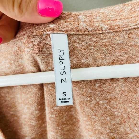 Z Supply V-Neck Tee Shirt Peach Sz Small - Picture 4 of 9
